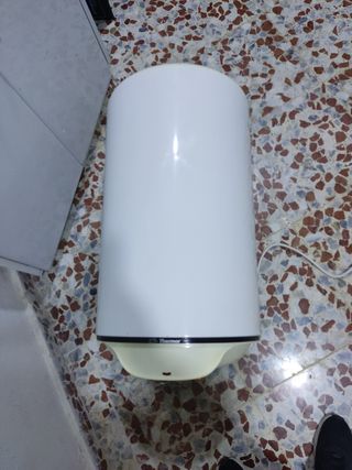 Termo Eléctrico 80L