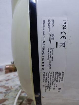 Termo Eléctrico 80L