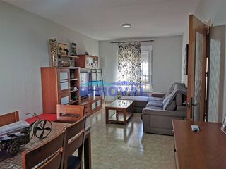 Casa adosada en venta en Valdepeñas