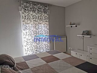 Casa adosada en venta en Valdepeñas