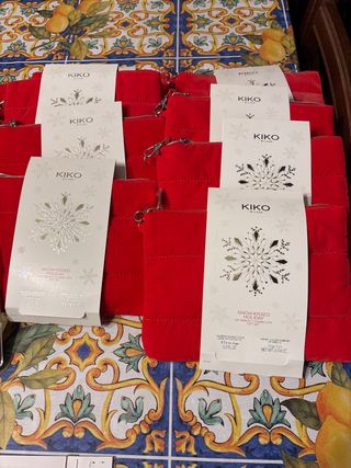 Kiko Milano 12 Snow-Kissed Holiday Gift Set