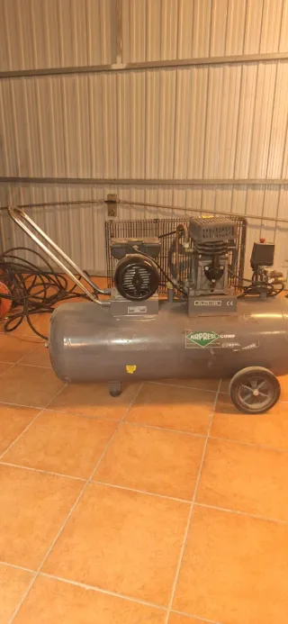Compresor AIRPRESS HL 375-100