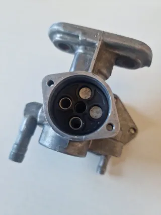 Grifo Gasolina Yamaha RD350 31K #4