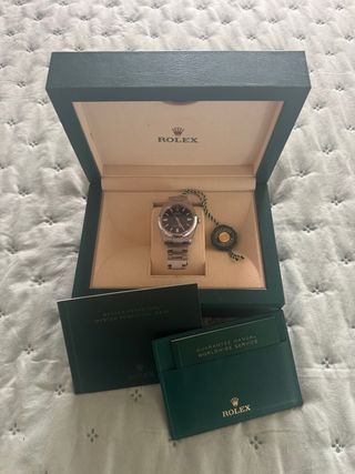 Rolex Oyster Perpetual 36 Caja y Documentos