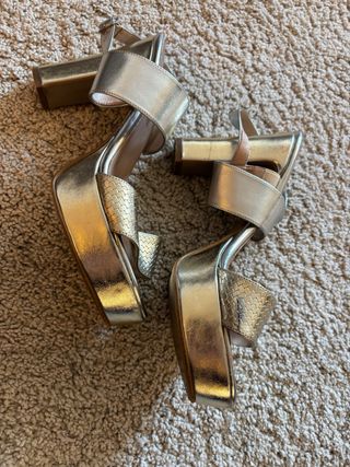 Sandalias doradas ERCILA piel talla 41