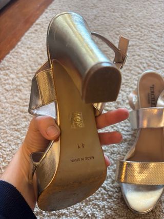 Sandalias doradas ERCILA piel talla 41