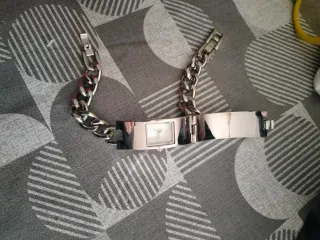 Reloj de pulsera mujer eslabones plateado