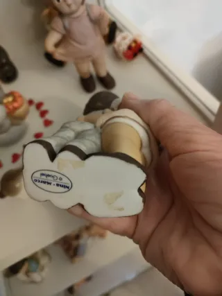 Statuina Goebel Nina e Marco abbracciati