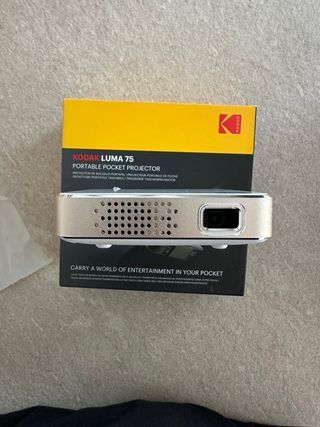 Proyector Portátil Kodak Luma 75