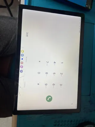 Móviles y pantallas y tapas para piezas