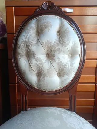 Silla antigua vintage tapizada madera