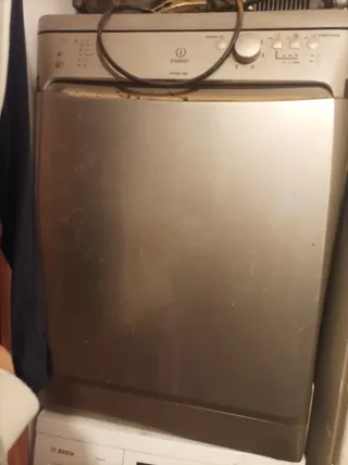 Lavavajillas Indesit