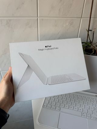 Magic Keyboard Folio iPad 10a Gen Bianco