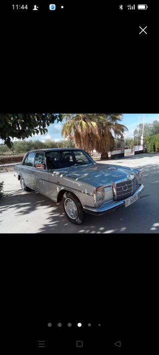 Mercedes-Benz 240d 1975