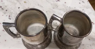 2 Jarras tazas antiguas metal