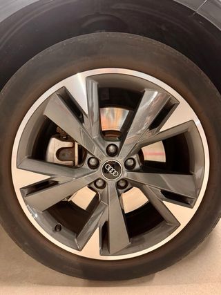 Audi Q4 e-tron 40 Advanced