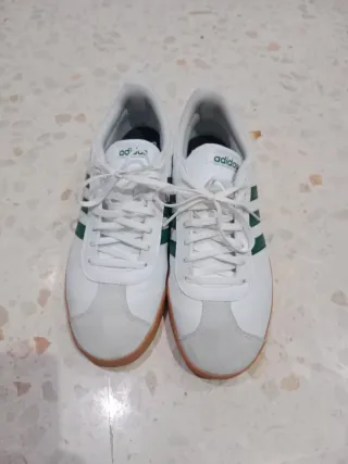 Zapatillas Adidas Blancas y Verdes