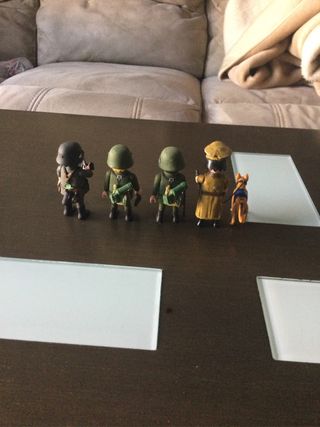 Playmobil Soldados y Perro 9€ unidad