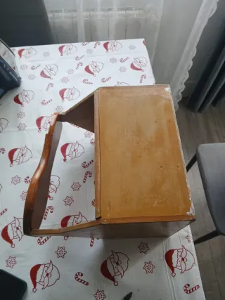 Caja rústica para lustrar zapatos hecha a mano