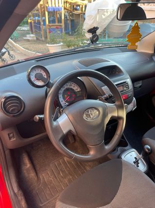 Toyota Aygo 2014 Automatico