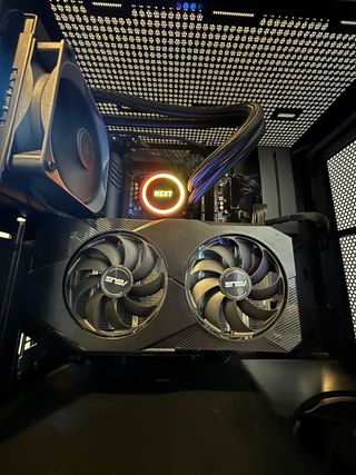 Workstation Gaming NZXT i5-12400F RTX2060 32GB RAM