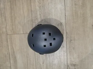 Casco de esquí con visera