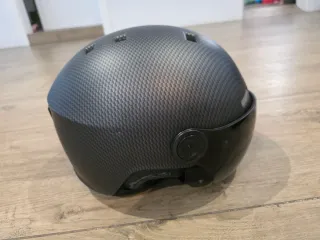 Casco de esquí con visera
