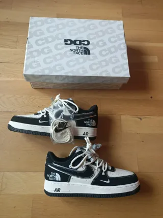 Nike CDG x The North Face Air Force 1