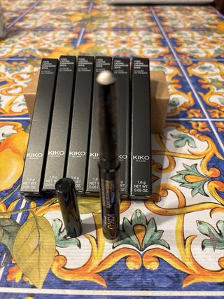 6 Kiko Milano Long Lasting Eyeshadow Stick N.1