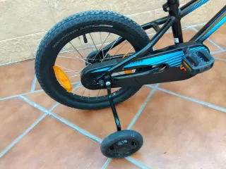 Bicicleta Specialized Hotrock 16