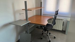 Escritorio Ikea Madera y Metal