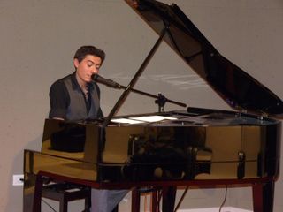 Clases de piano para adultos en Valdeacederas