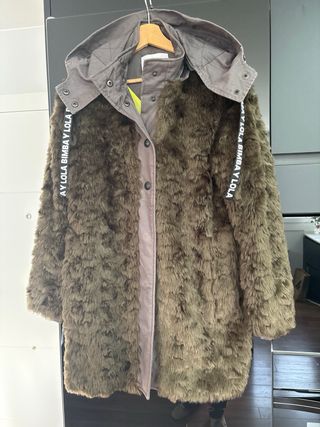 Abrigo pelo Bimba y Lola Talla M verde