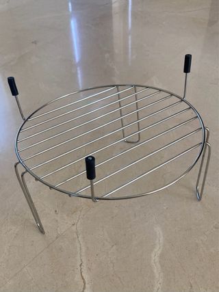 Trípode para microondas/horno