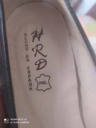 Zapatos de piel para mujer nuevos