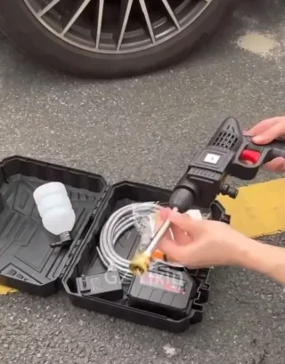 Idropulitrice a pressione 2 Batterie 48V Nuova