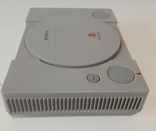 PlayStation SCPH-7502 + Spyro the Dragón