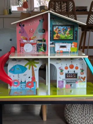 Casa de Muñecas de madera - Hape Rock & Slide
