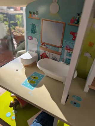 Casa de Muñecas de madera - Hape Rock & Slide