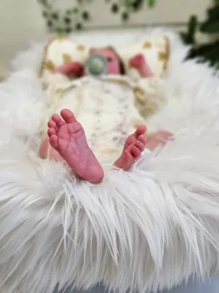 Bebé Reborn prematuro original para colecionador