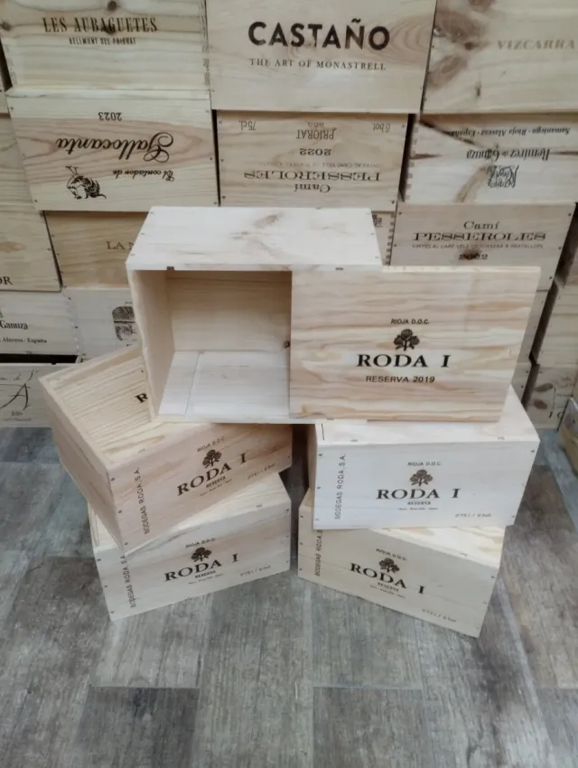 5 Cajas de madera con tapa corredera