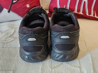 Zapatillas Asics Negras