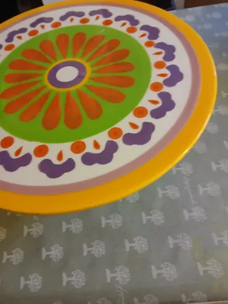 Alzata per torta decorata a mano