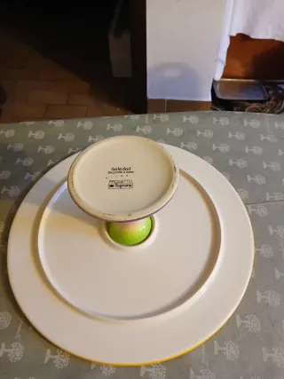 Alzata per torta decorata a mano