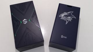 Caja Original + Funda "Xiaomi Black Shark 4 Pro"