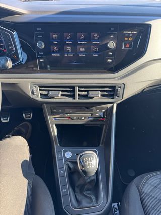 VW Taigo R-Line 110cv manual