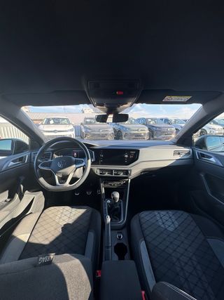 VW Taigo R-Line 110cv manual