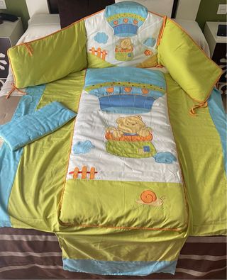 Edredón cuna y chichonera