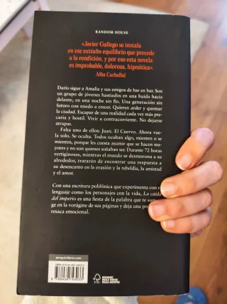 Novela La caída del imperio, de Javier Gallego.