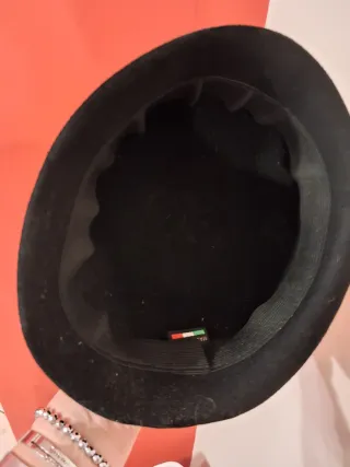 Cappello donna nero con perle